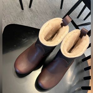 No.6 Pull On Shearling Mid Heel Boots - BRAND NEW